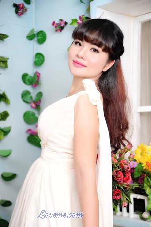 168354 - Yiqing Age: 35 - China