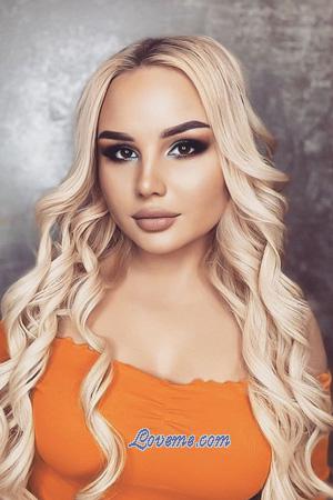 203459 - Yana Age: 22 - Russia