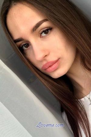 206068 - Olga Age: 23 - Russia