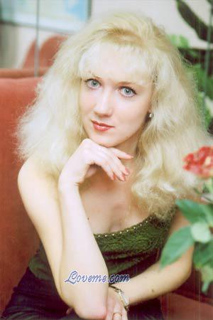 55539 - Galina Age: 33 - Russia