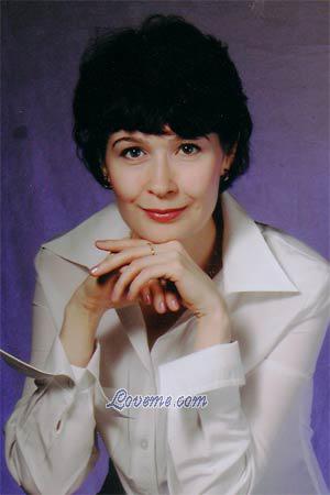 60516 - Svetlana Age: 38 - Russia