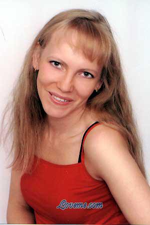 74524 - Larisa Age: 37 - Russia